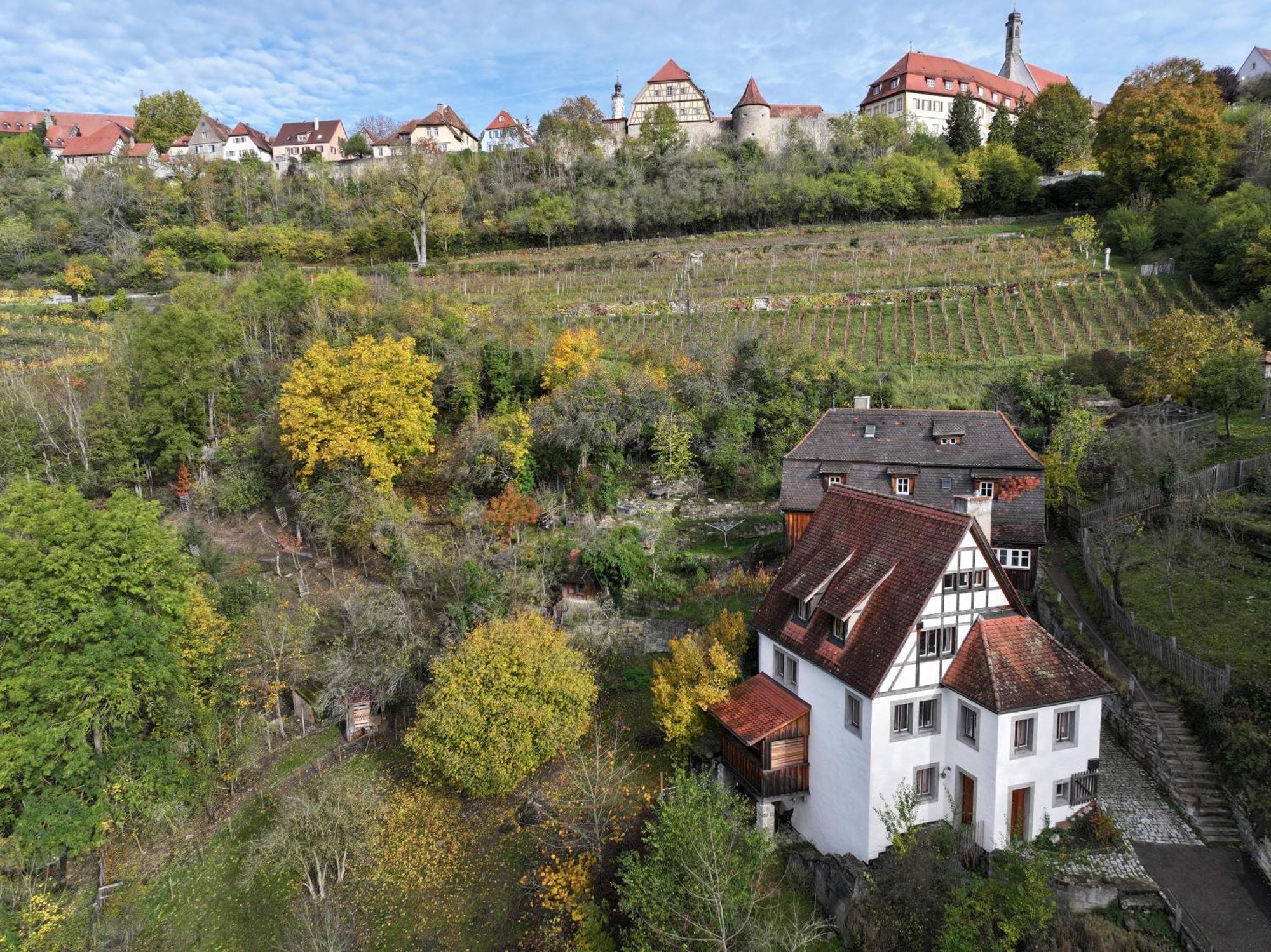 Ferienhaus Kobolzeller Schloesschen A.D.Weinsteige ローテンブルク・オプ・デア・タウバー エクステリア 写真